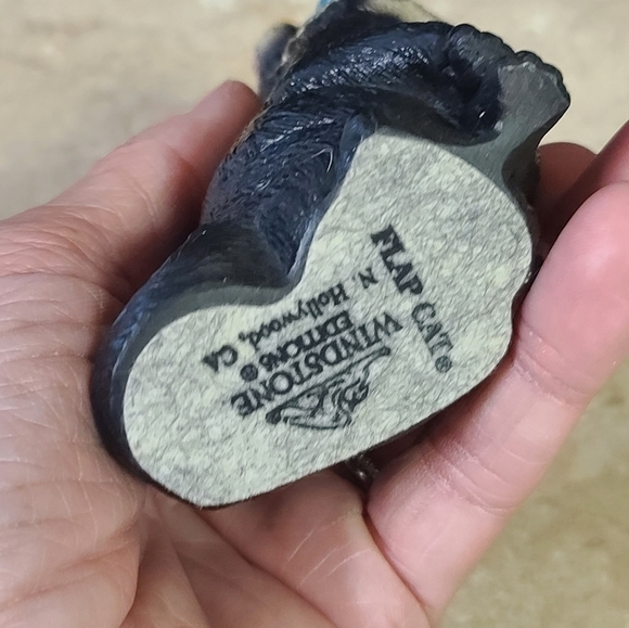 Windstone Editions flap cat bat cat - Picture 4 of 9